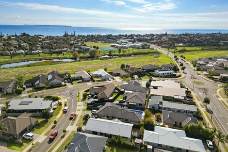 Photo of property in 5 Hebe Crescent, Papamoa Beach, Papamoa, 3118