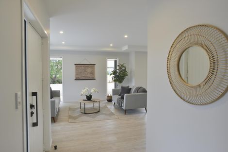 Photo of property in 71 Feist Street, Carterton, 5713