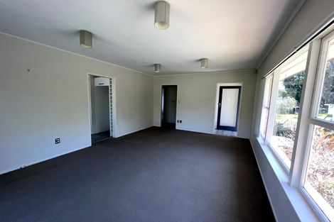 Photo of property in 1/9 Sudan Avenue, Milford, Auckland, 0620