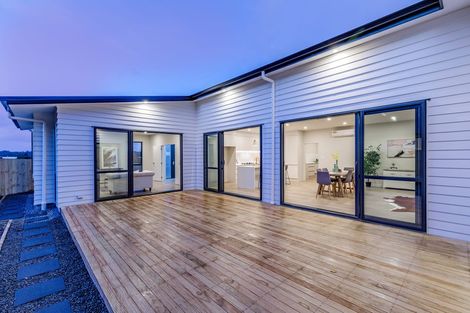 Photo of property in 7 Dida Park Drive, Kumeu, 0810