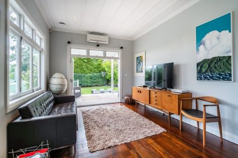 Photo of property in 5 Sentinel Road, Herne Bay, Auckland, 1011