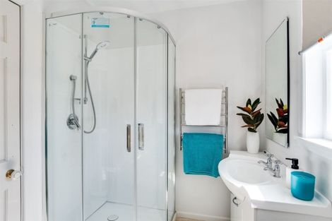 Photo of property in 517 Main North Road, Bay View, Napier, 4104