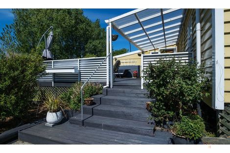 Photo of property in 5 Painstown Road, Waimate, 7978