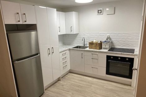 Photo of property in 176 Miromiro Road, Normandale, Lower Hutt, 5010