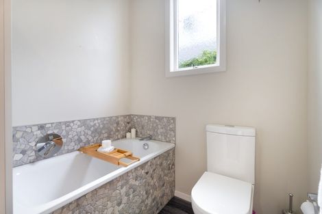 Photo of property in 34 Poto Road, Normandale, Lower Hutt, 5010