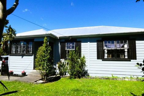 Photo of property in 58 Brougham Street, Westport, 7825