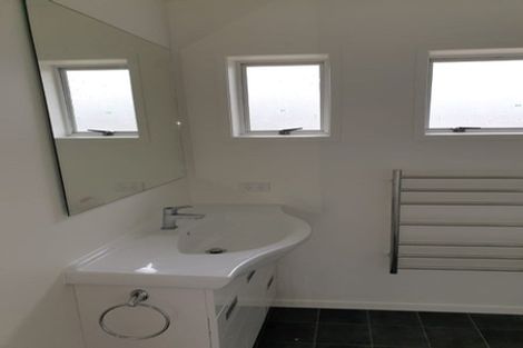 Photo of property in 1/84 Stredwick Drive, Torbay, Auckland, 0630