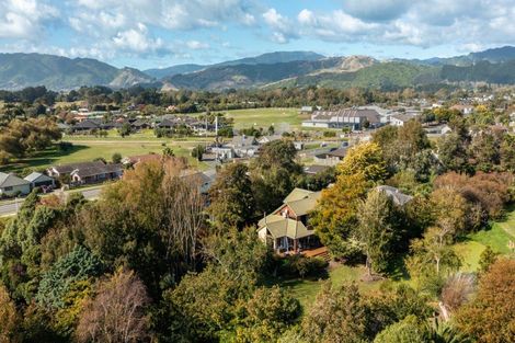 Photo of property in 88a Mazengarb Road, Paraparaumu Beach, Paraparaumu, 5032