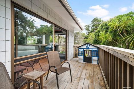 Photo of property in 2/33 Glenvar Road, Torbay, Auckland, 0630