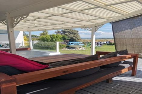 Photo of property in 242 Pukehina Parade, Pukehina, Te Puke, 3189