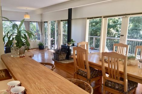 Photo of property in 4 Tranquil Glade, Hillcrest, Auckland, 0627