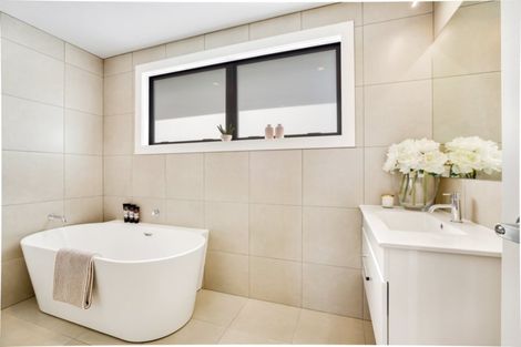 Photo of property in 10 Parawai Street, Marshland, Christchurch, 8083