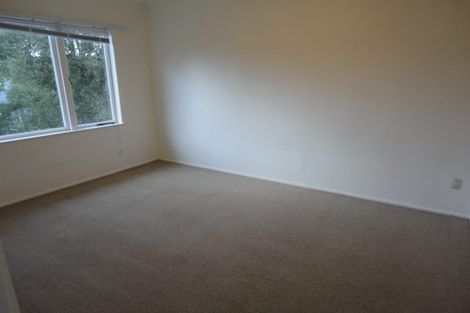 Photo of property in 12 Surat Place, Glen Eden, Auckland, 0602