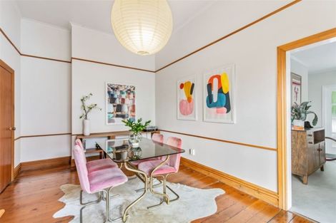 Photo of property in 346 The Esplanade, Island Bay, Wellington, 6023