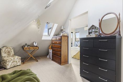 Photo of property in 2/79 Island Road, Beach Haven, Auckland, 0626