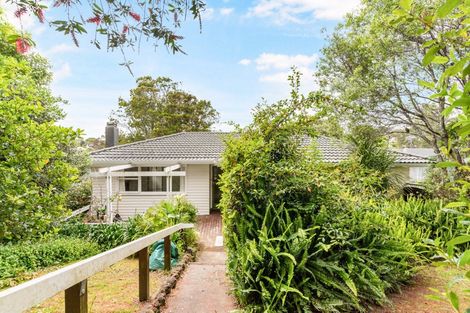 Photo of property in 33 Compton Street, Hillcrest, Auckland, 0627