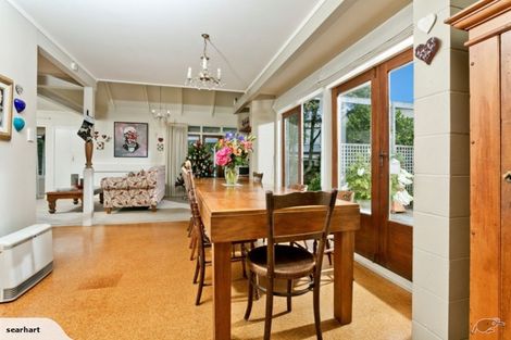 Photo of property in 11 Albany Highway, Unsworth Heights, Auckland, 0632