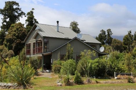Photo of property in 4667 Haast Highway, Bruce Bay, Haast, 7886