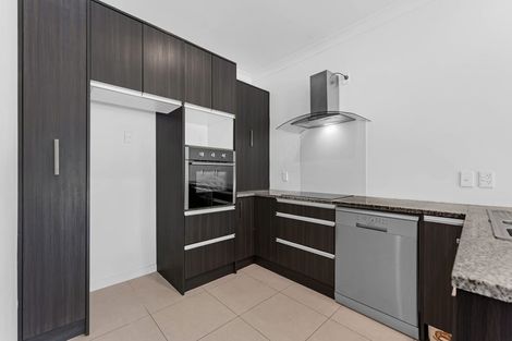 Photo of property in 15/44 Carlos Drive, Flat Bush, Auckland, 2016