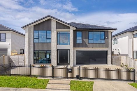 Photo of property in 104 Valderama Drive, Flat Bush, Auckland, 2019