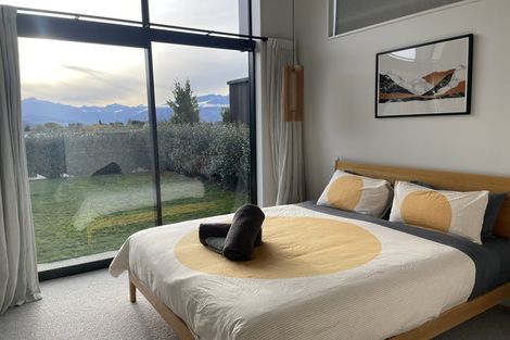 Photo of property in 11 Kereru Crescent, Wanaka, 9305