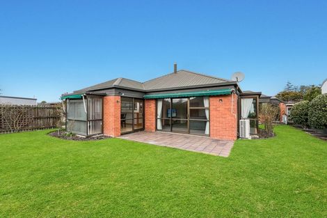 Photo of property in 30a Taylors Avenue, Bryndwr, Christchurch, 8052