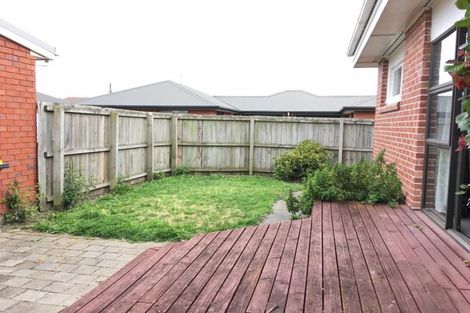 Photo of property in 99 Avonhead Road, Avonhead, Christchurch, 8042