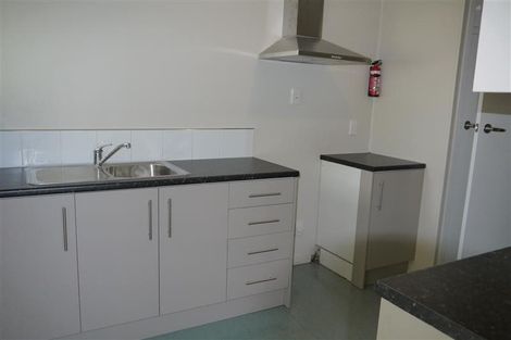 Photo of property in 9 Arnhem Place, Pukekohe, 2120