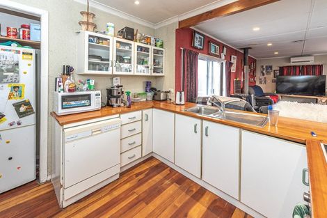 Photo of property in 3 Totara Street, Tawhero, Whanganui, 4501