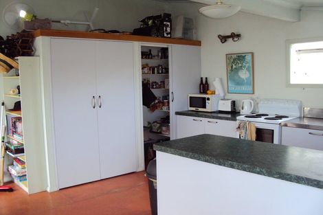 Photo of property in 6 Picton Avenue, Newtown, Wellington, 6021