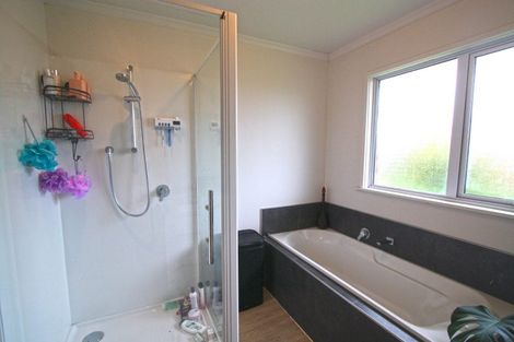 Photo of property in 93 Centennial Avenue, Waitara, 4320