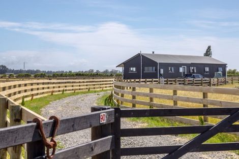 Photo of property in 90 Settlement Road, Morison Bush, Greytown, 5794