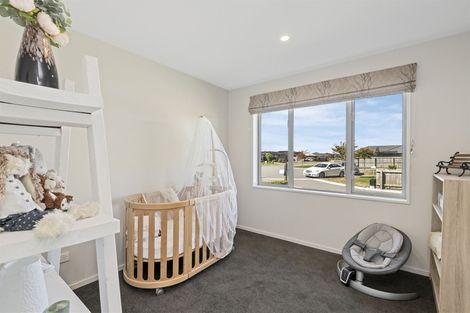 Photo of property in 21 Shale Court, Rolleston, 7614