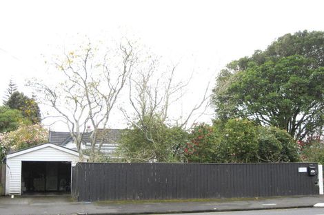 Photo of property in 28 Huatoki Street, Vogeltown, New Plymouth, 4310