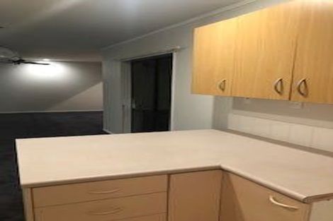 Photo of property in 9 Sherpa Place, Massey, Auckland, 0614