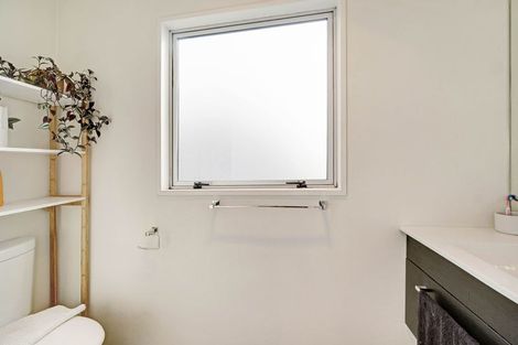 Photo of property in 1/34 Holly Road, St Albans, Christchurch, 8014