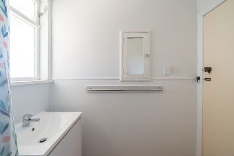 Photo of property in 7a Butler Place, Fairfield, Hamilton, 3214