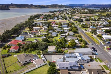 Photo of property in 10 Wallis Street, Raglan, 3225