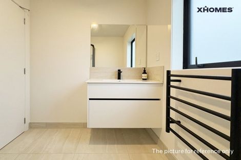 Photo of property in 2 Staverton Crescent, Mangere, Auckland, 2022