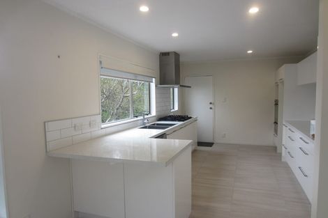 Photo of property in 12 Florio Terrace, Tawa, Wellington, 5028