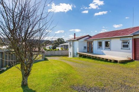 Photo of property in 29 Wallis Street, Raglan, 3225