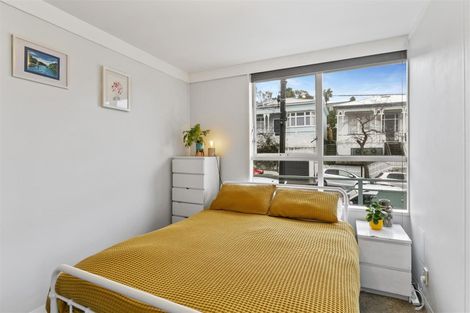 Photo of property in 4/4 Kenwyn Terrace, Newtown, Wellington, 6021