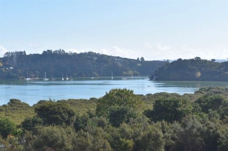 Photo of property in 4 Lichen Grove, Russell, 0272