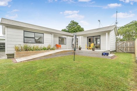 Photo of property in 49 Garland Drive, St Andrews, Hamilton, 3200