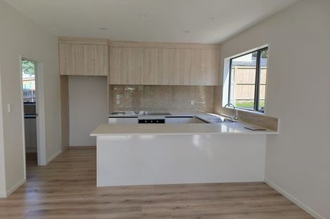 Photo of property in 1/9 Titoki Street, Te Atatu Peninsula, Auckland, 0610