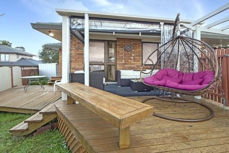 Photo of property in 1/7 Spring Grove, Henderson, Auckland, 0612