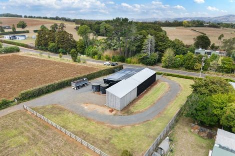 Photo of property in 98 Kidd Road, Waiuku, 2682