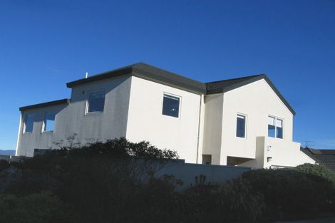 Photo of property in 36 Gurkha Crescent, Khandallah, Wellington, 6035