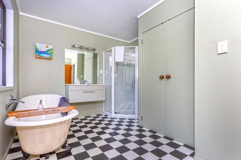 Photo of property in 2480 Wyuna Bay Road, Wyuna Bay, Coromandel, 3581