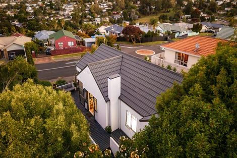 Photo of property in 56 Garton Drive, Massey, Auckland, 0614